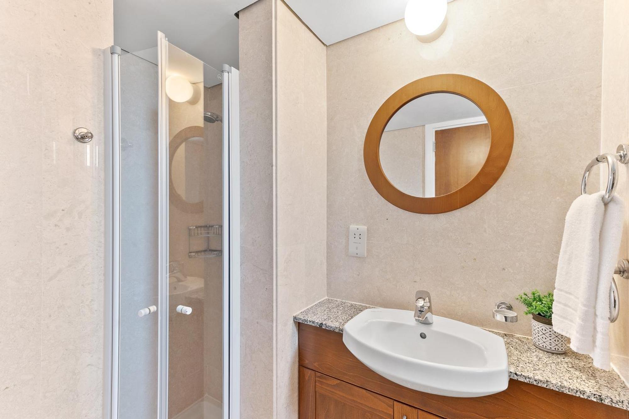 2 Bedroom Apartment Chloe With Communal Pool, Aphrodite Hills Resort Sakarya Dış mekan fotoğraf